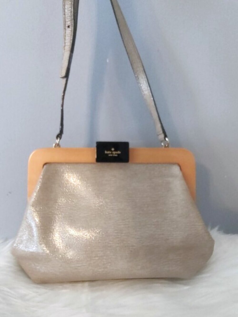 Kate Spade Zuma Beach Marga shoulder bag metallic patent leather wood EUC - Picture 2 of 9